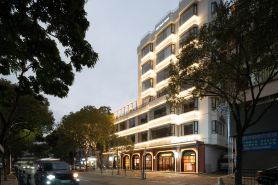 Eddie V C Hotel (Zhuhai Lovers Middle Road MixC One)