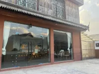 Bulian Lao Zhaiwang Homestay (Lancang Jingmai Mountain Manggen)