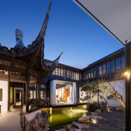 Boguang Pavilion · Jiangnan Charm Designer Homestay