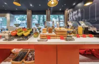 Ibis Hotel (Xiamen Railway Station)