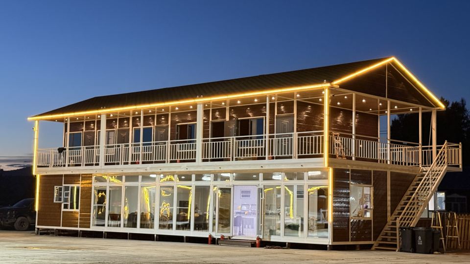 Huaxia Hotel