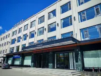 四季湖畔飯店（大慶西站萬達廣場店） - 健身房