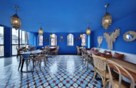 Daniya Boutique B&B (Leshan High Speed Railway Station) ​