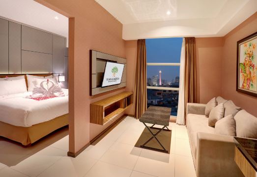 아랴두타 자카르타 수영장