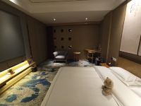 潍坊熙瑞酒店 - 静谧大床房