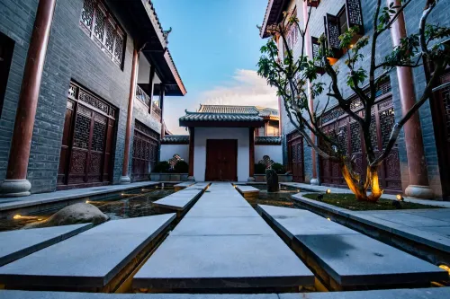 Jinbo Hotel (Chama Ancient City)