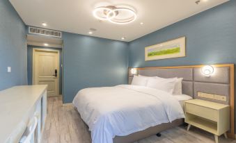 Shanghai Natural Reverberation Resort