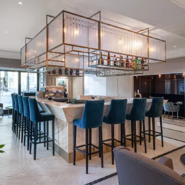 Chekhoff Hotel Moscow Curio Collection by Hilton (Чехофф отель от Хилтон)