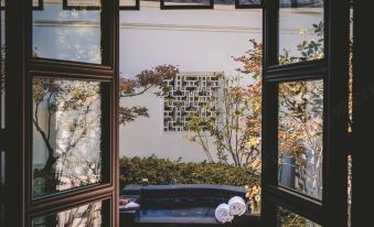 Four Seasons Hotel Hangzhou at West Lake