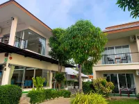 Nopparat Garden Hotel Hotel in zona Wat Nang Ta Khian