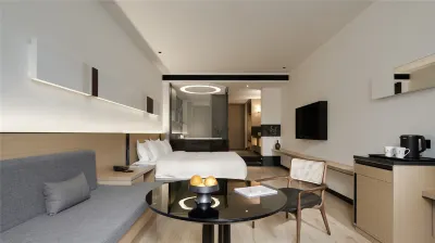 SFEEL Designer Hotel (Chengdu Huaxi Park) Hotel in zona Chengdu Polytechnic Qingyang Campus