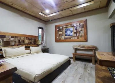 Alloyna Country Cottage Brastagi Hotel dekat Lau Debuk-Debuk