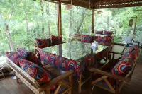 Xinlv Time Inn (Yuanyang Terraced Field Scenic Area)