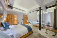 Floral Hotel·Zhangjiajie Qishe Hotel(Wulingyuan National Scenic Spot National Forest Park Store) Hotels in Zhangjiajie