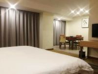 珀丽酒店(重庆江北机场店) - 机麻大床房