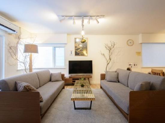 HH:High-Class furnishing