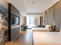Atour Hotel, Golden Eagle Plaza, Xianlin center, Nanjing Hotels near Qi Xia