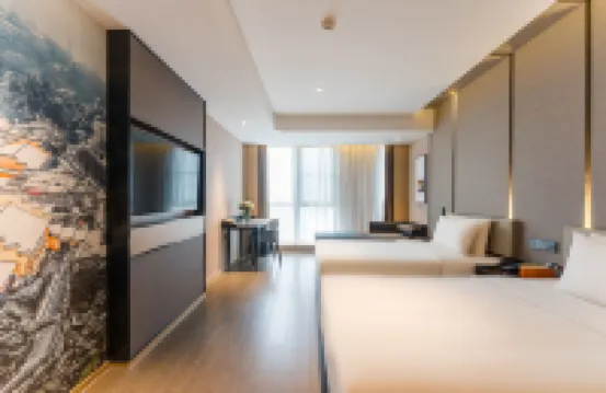 南京仙林中心金鷹廣場亞朵飯店