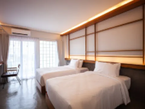 โรงแรมแลคอนนอนบาย โรงแรมในนครศรีธรรมราช