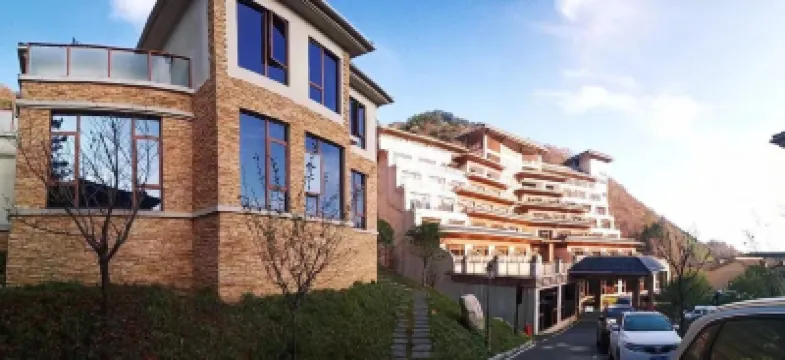 Tiantangzhai Holiday Hotel Hotels near Tian Tang Zhai