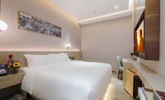 Pengcheng Belvedere Hotel (Shenzhen University Nanshan Metro Station)