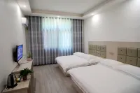 Xinning Yijiang Inn