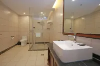 Mintai Hot Spring Holiday Hotel