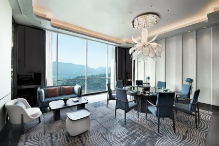 Crowne Plaza Wuhan Optics Valley Hotel