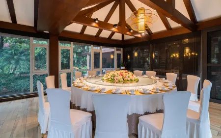 Fumin Mingxiyuan Hot Spring Resort