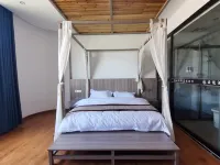 Yuntu Hotel (Dongxing Port)