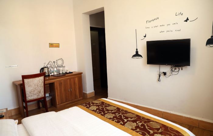 Pingbian Jinpeng Leisure Hotel