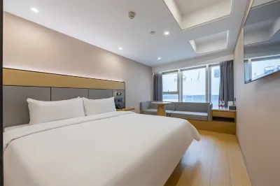 Jia Qi Hotel (Shanghai the Bund Nanjing East Road shop) Hotels in 