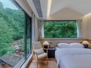 Bifengxia Brookside Yard Guesthouse