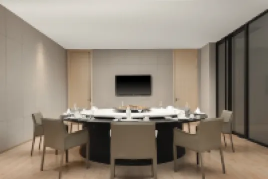 Li River CIAO Hotel( Guilin Elephant Trunk Hill)