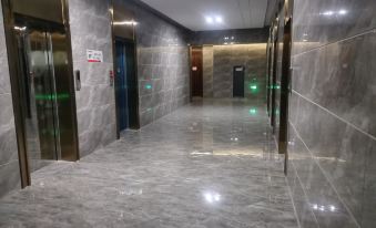 Pingyi Binhe New Fashion Apartment