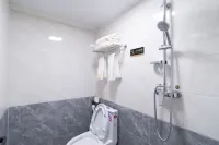 Jincheng Holiday Hotel (Burqin Hedi night market) - Park Yeri