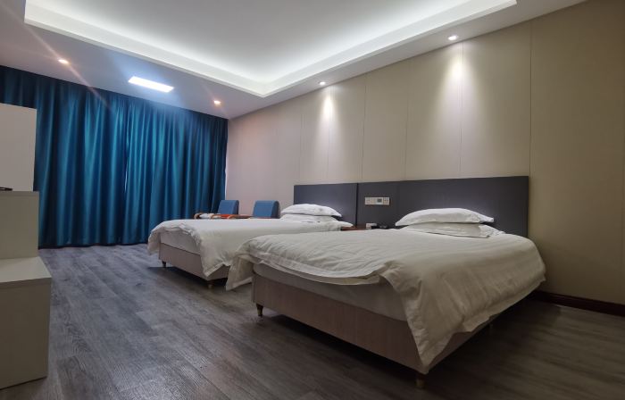 Liya Business Hotel
