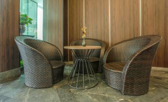 Home Inn Yubai Yun Hotel - Housity