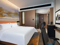 Hampton by Hilton Xuzhou Huaihai Road Отели рядом с достопримечательностью «Парк Чунг-Лук»