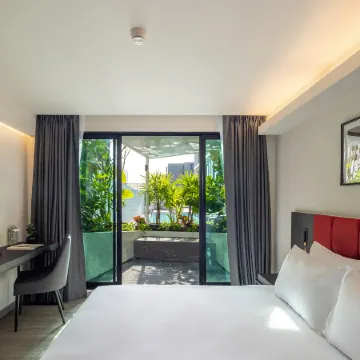 Travelodge Phuket Town