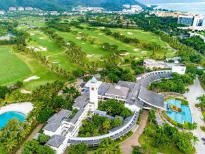 Yalong Bay Golf Resort