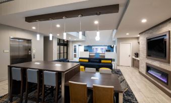 Baymont by Wyndham White Plains - Elmsford