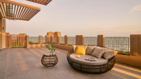 Holiday Inn Resort Ho Tram Beach