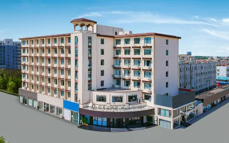 Magnotel Hotel (Yancheng Sheyang Wanda Plaza Shuangshanbei Road) Отели рядом с достопримечательностью «Xixin Temple»