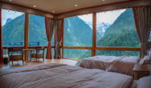 德欽雨崩八號公館民宿 鄰近南宗埡口的酒店