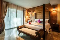 Hotel de l'Amour Các khách sạn ở Prakhon Chai