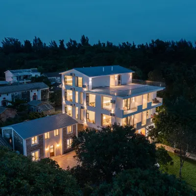 Weizhou Island Langyun Youting Homestay (Shell Beach Branch) Hotels near Shell Beach