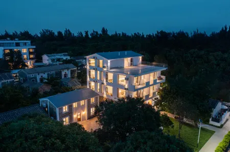 Weizhou Island Langyun Youting Homestay (Shell Beach Branch) Отели рядом с достопримечательностью «Weizhouzhen»