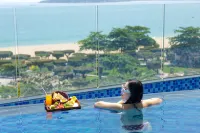 La Vague Hotel - ที่มีสระว่ายน้ำ