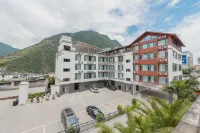 Jinshun Tianhua Hotel (Lushui No.1 Middle School in Nujiang)